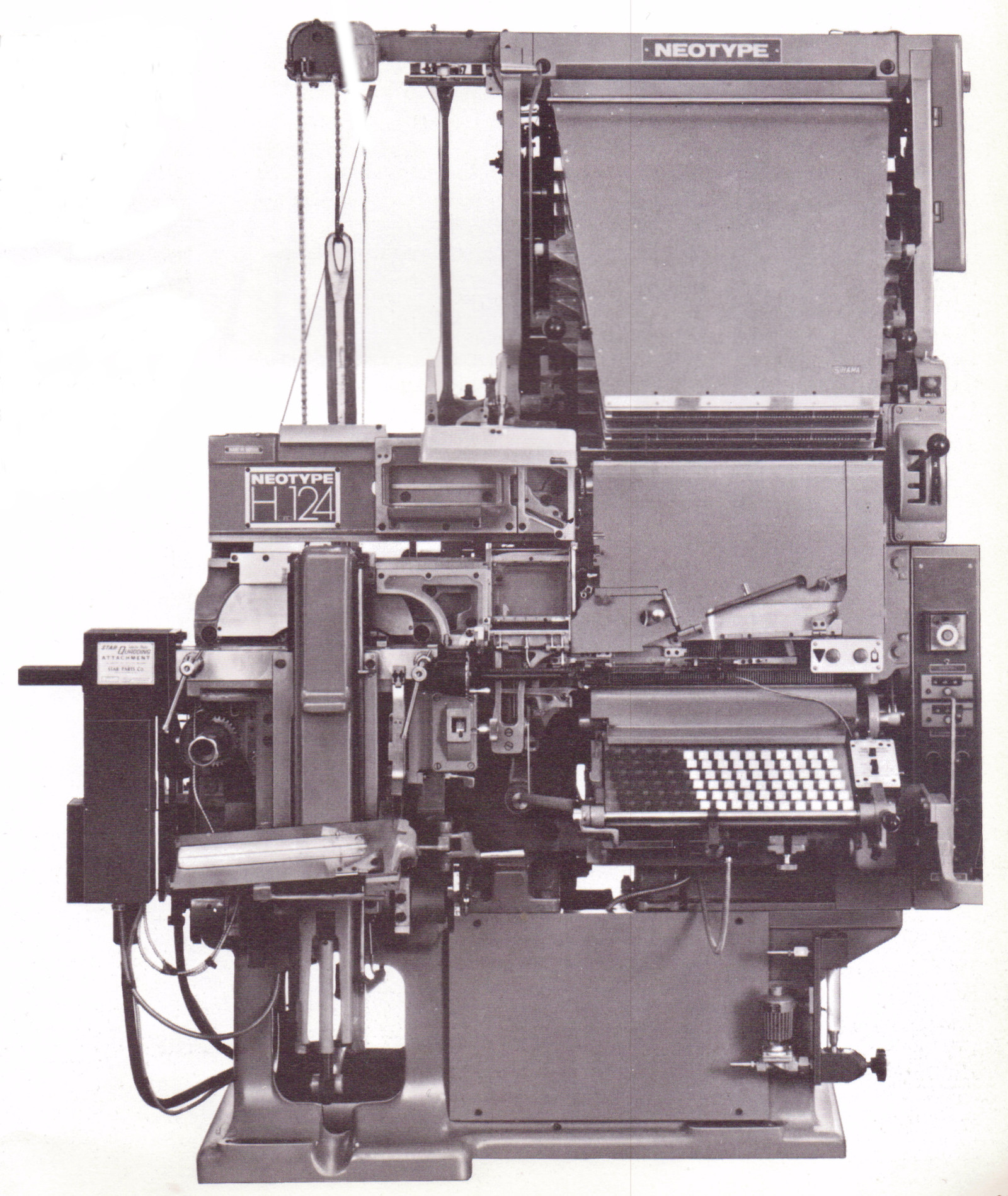 Neotype H124 Russian linecasting typesetting machine