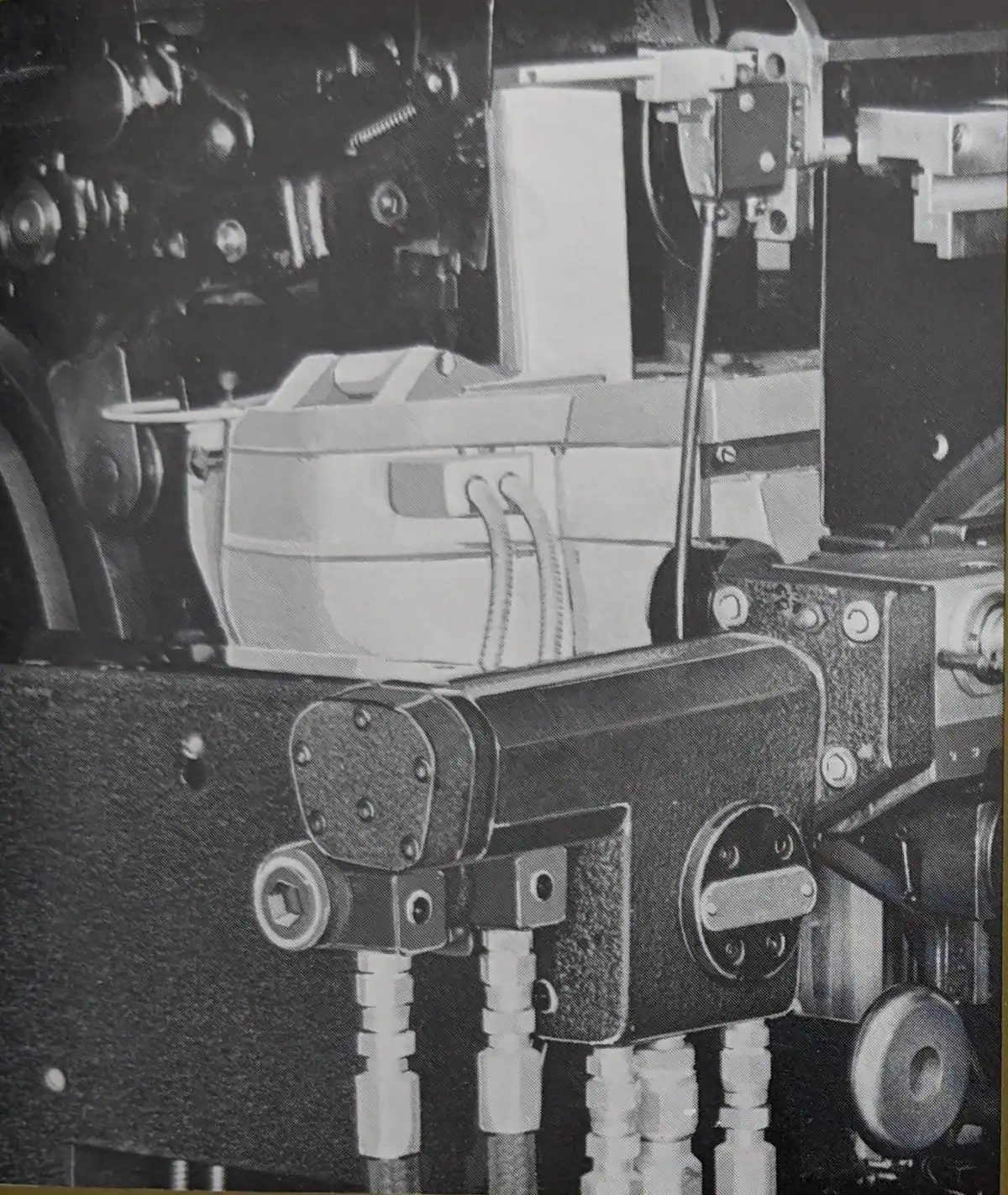 Linotype 794 hydraquadder